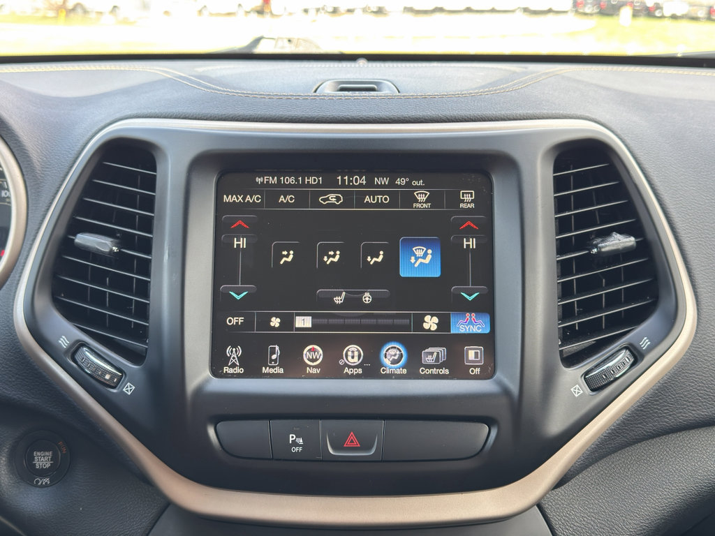 Used 2018 Jeep Cherokee Limited image 25