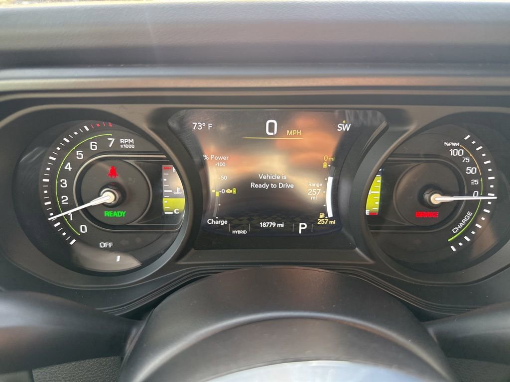 Certified 2025 Jeep Wrangler Unlimited Sahara w/ Safety Group image 19