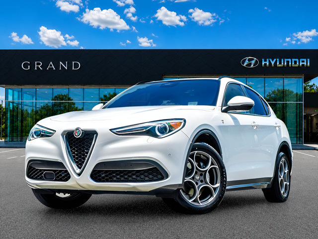 Used 2023 Alfa Romeo Stelvio Ti AWD/4WD image 1