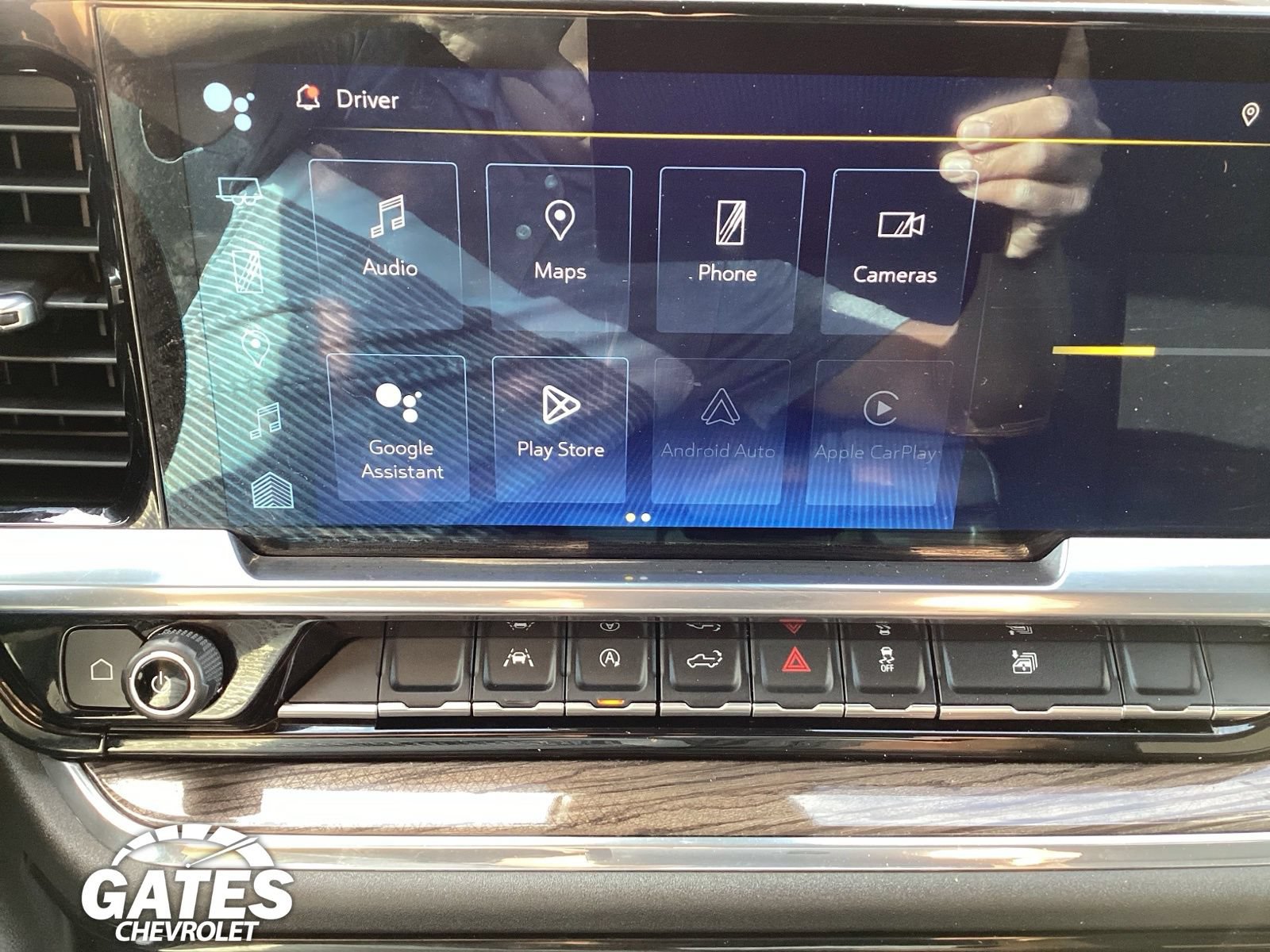 Used 2023 Chevrolet Silverado 1500 LT AWD/4WD image 3