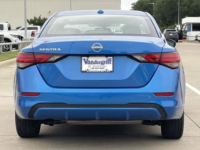 Used 2025 Nissan Sentra SV FWD image 5