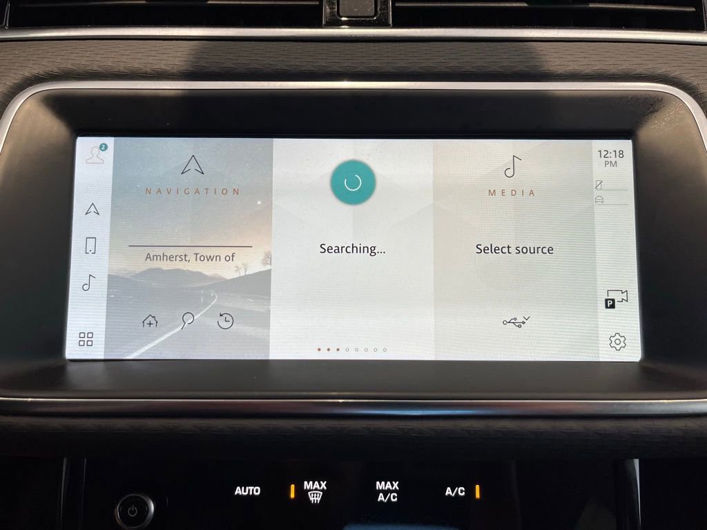 Used 2023 Land Rover Range Rover Evoque S image 35