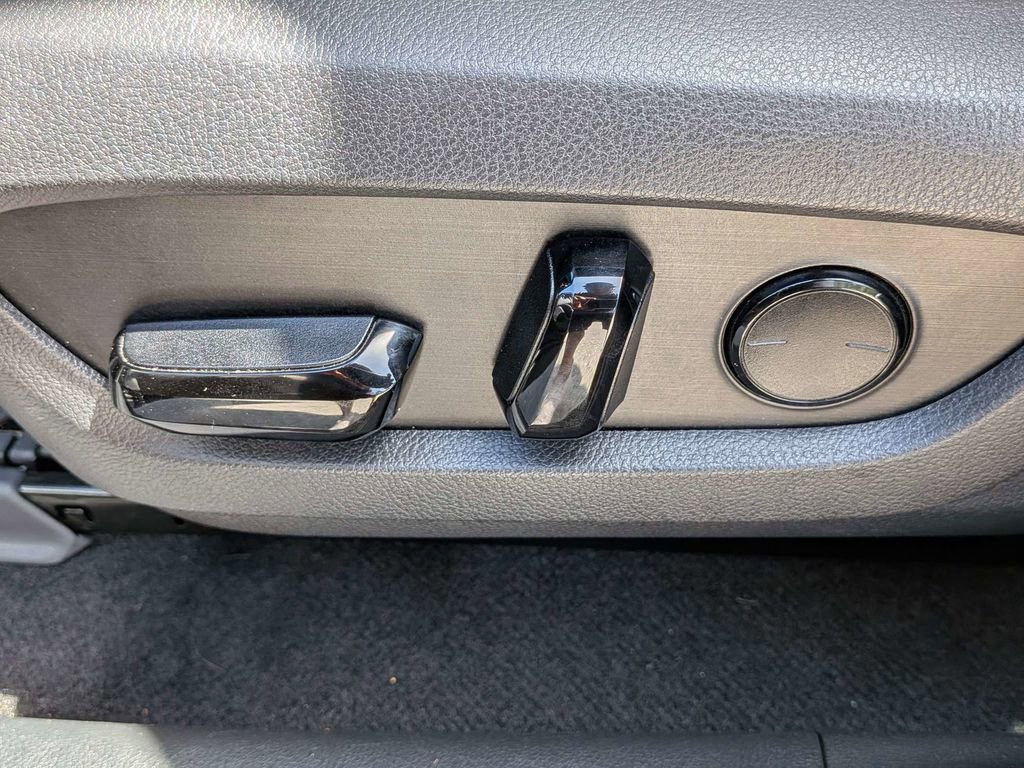 Used 2024 Lexus RX 350 Premium w/ Convenience Package FWD image 16