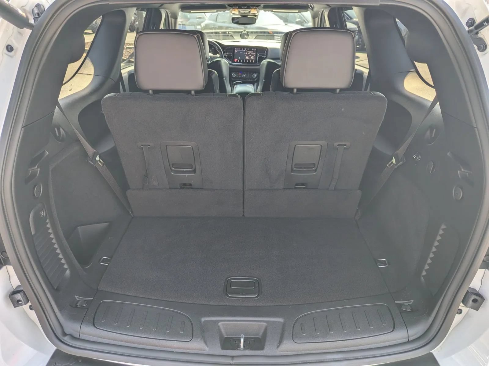Used 2023 Dodge Durango R/T AWD/4WD image 17