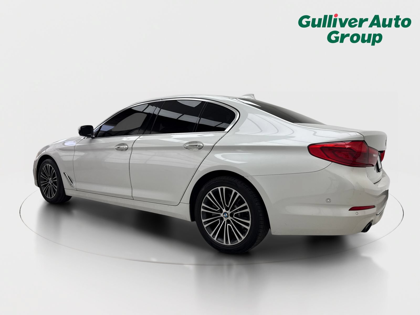 Used 2018 BMW 530i RWD image 4