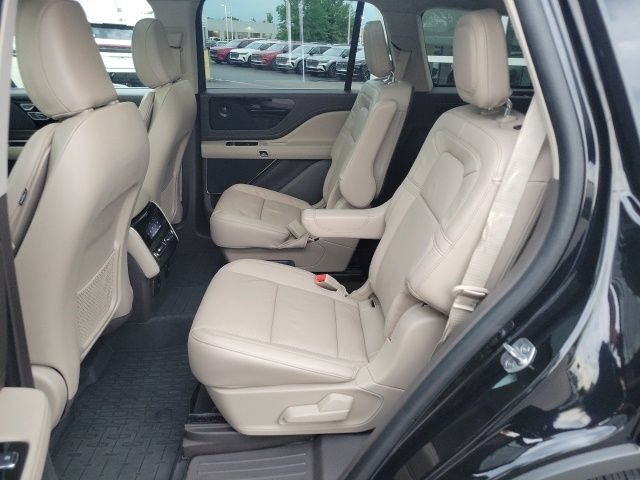 Certified 2024 Lincoln Aviator Reserve w/ Elements Package Plus AWD/4WD image 23