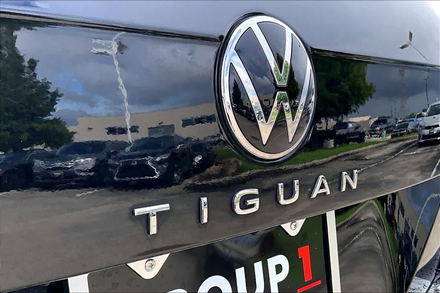 Used 2023 Volkswagen Tiguan SE FWD image 29