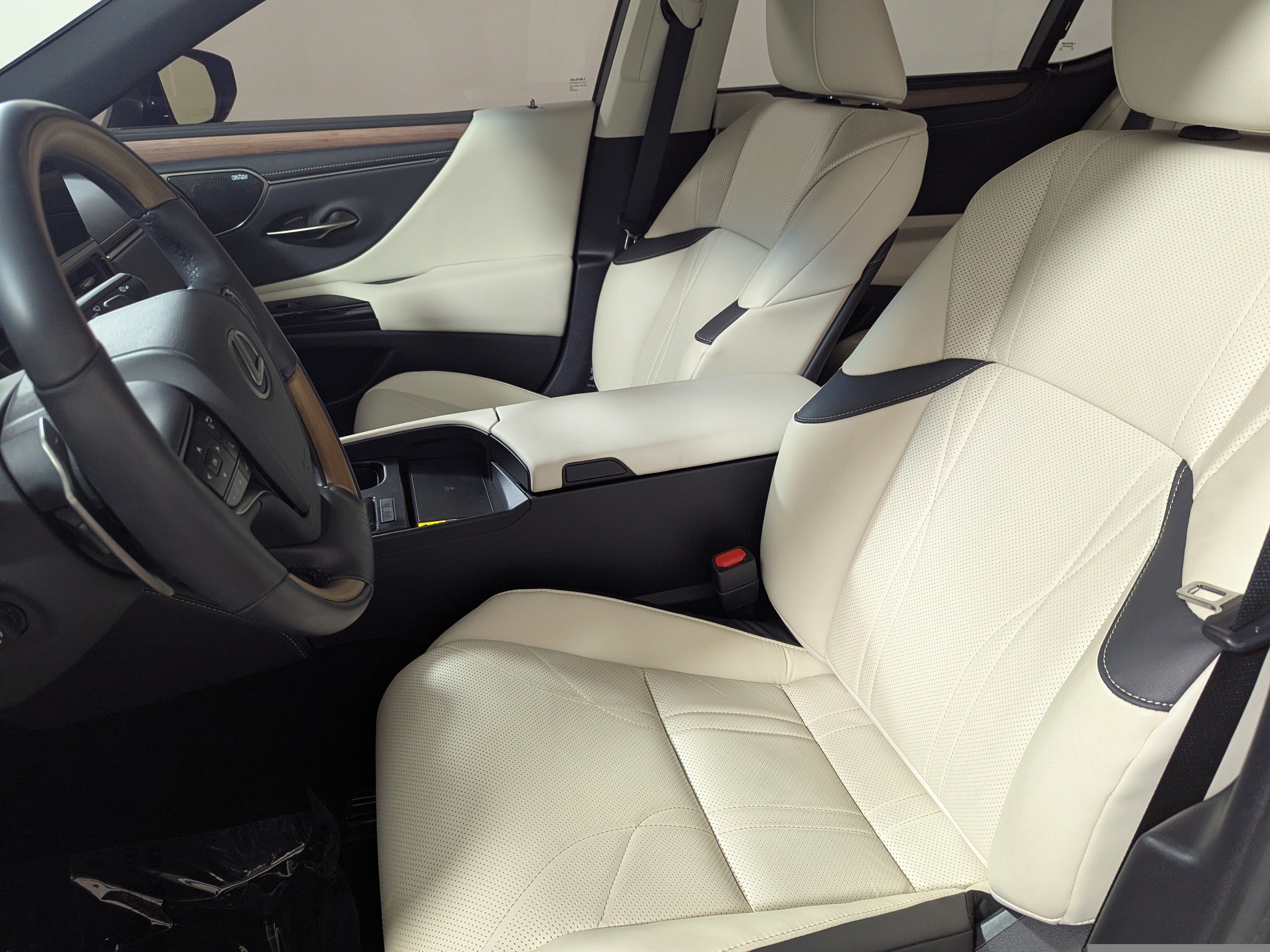 Used 2025 Lexus ES 350 Ultra Luxury FWD image 17