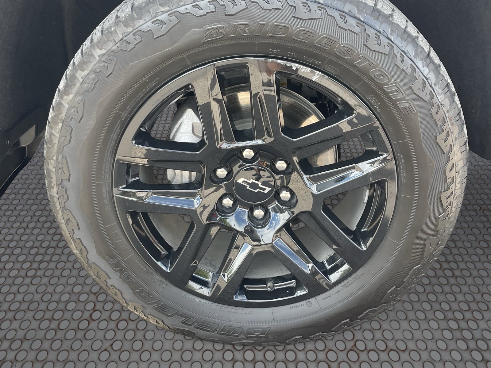 Used 2025 Chevrolet Silverado 1500 LT Trail Boss w/ Protection Package AWD/4WD image 10