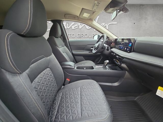 New 2026 Nissan Kicks SV image 24
