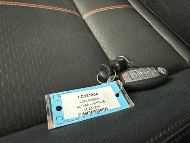 Used 2020 Nissan Altima 2.5 SR w/ Premium Package FWD image 32