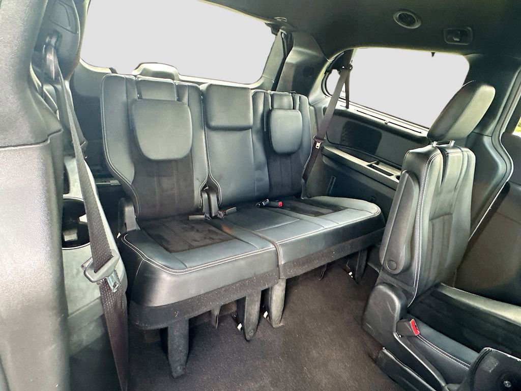 Used 2017 Dodge Grand Caravan SXT w/ Blacktop Package image 26