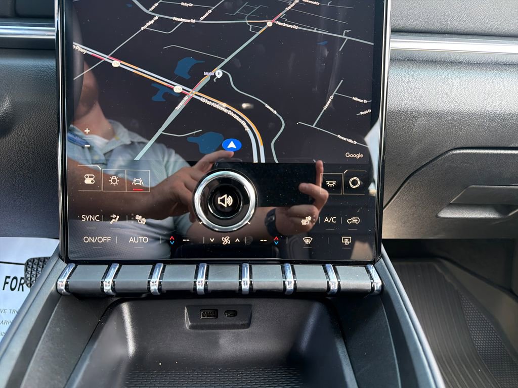 Used 2026 GMC Terrain Elevation w/ Elevation Premium Package image 26