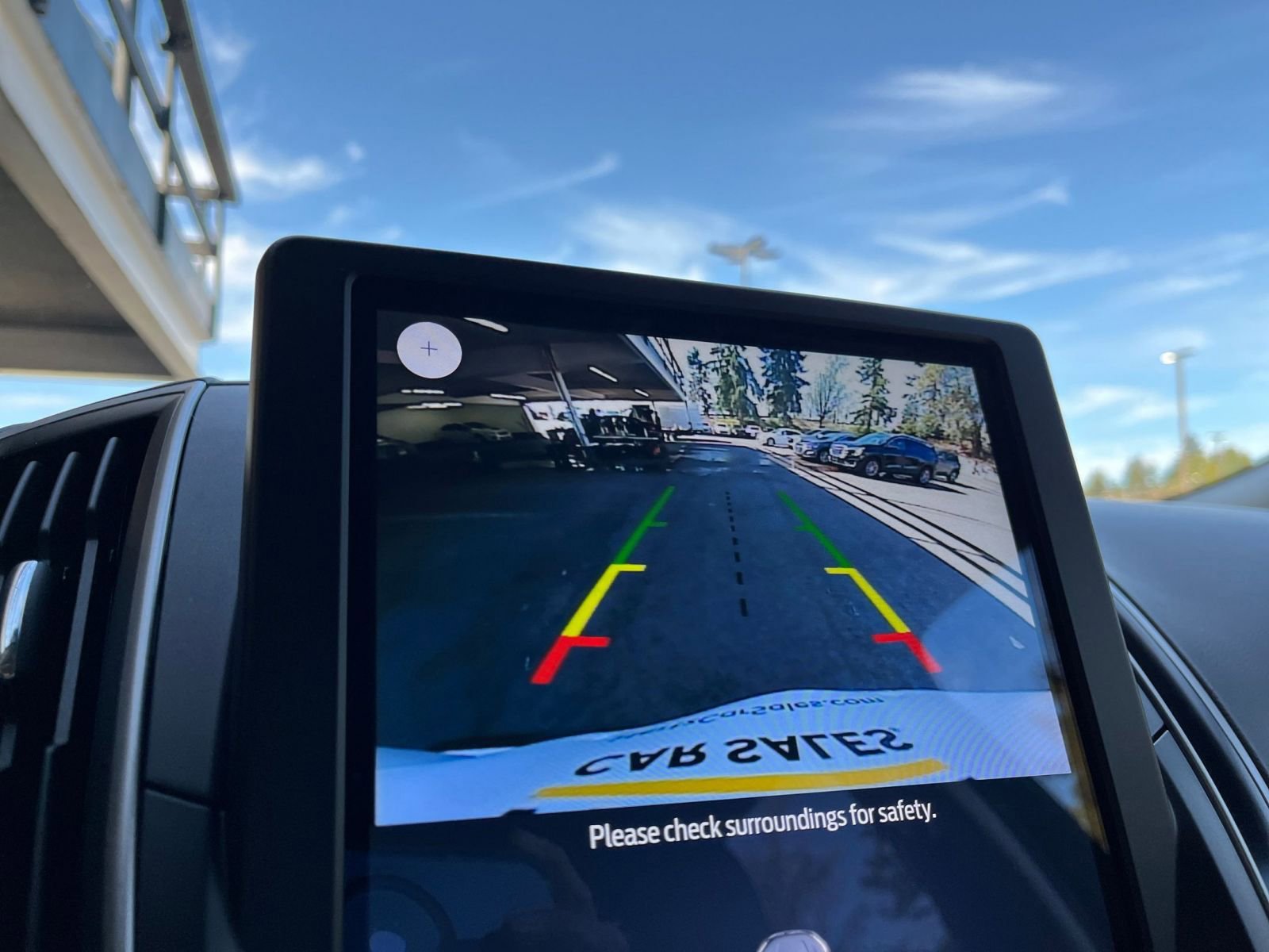 Used 2024 Ford Edge SEL image 17