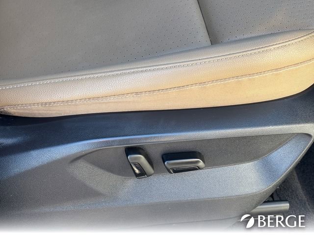 Used 2020 Volkswagen Atlas Cross Sport SEL image 14