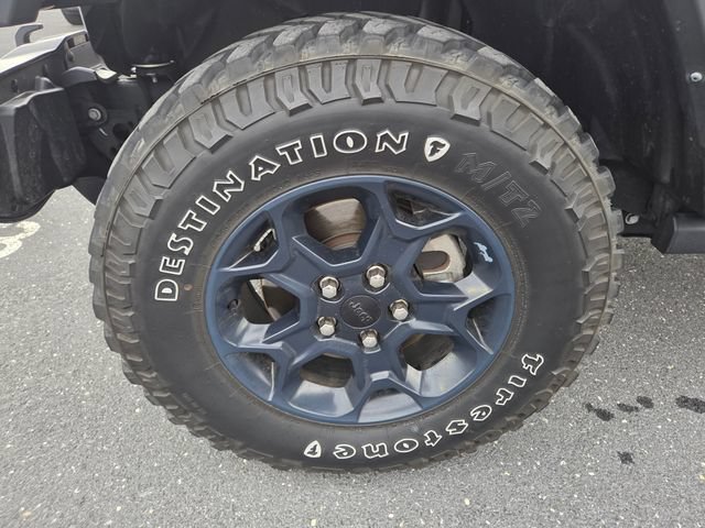 Used 2023 Jeep Gladiator Sport AWD/4WD image 27