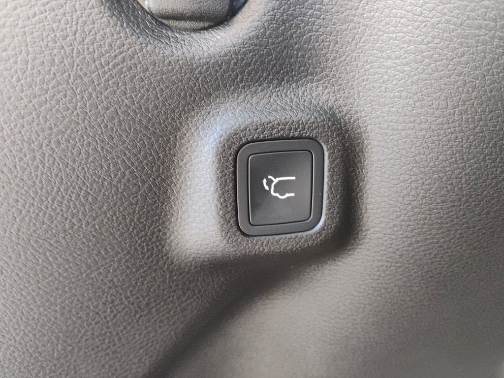 New 2026 Jeep Compass Latitude image 15