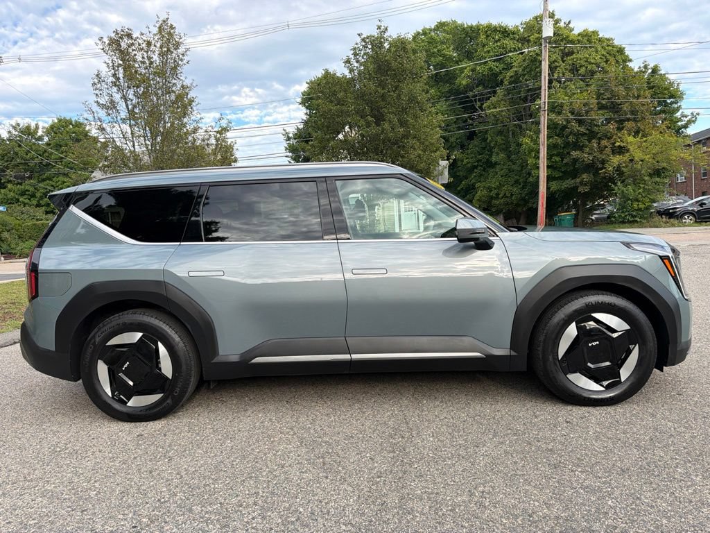 Certified 2024 Kia EV9 Wind AWD/4WD image 8