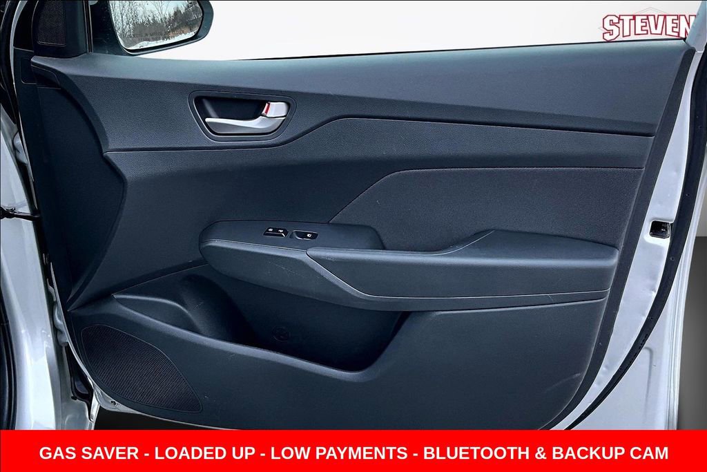 Used 2022 Hyundai Accent SEL image 25