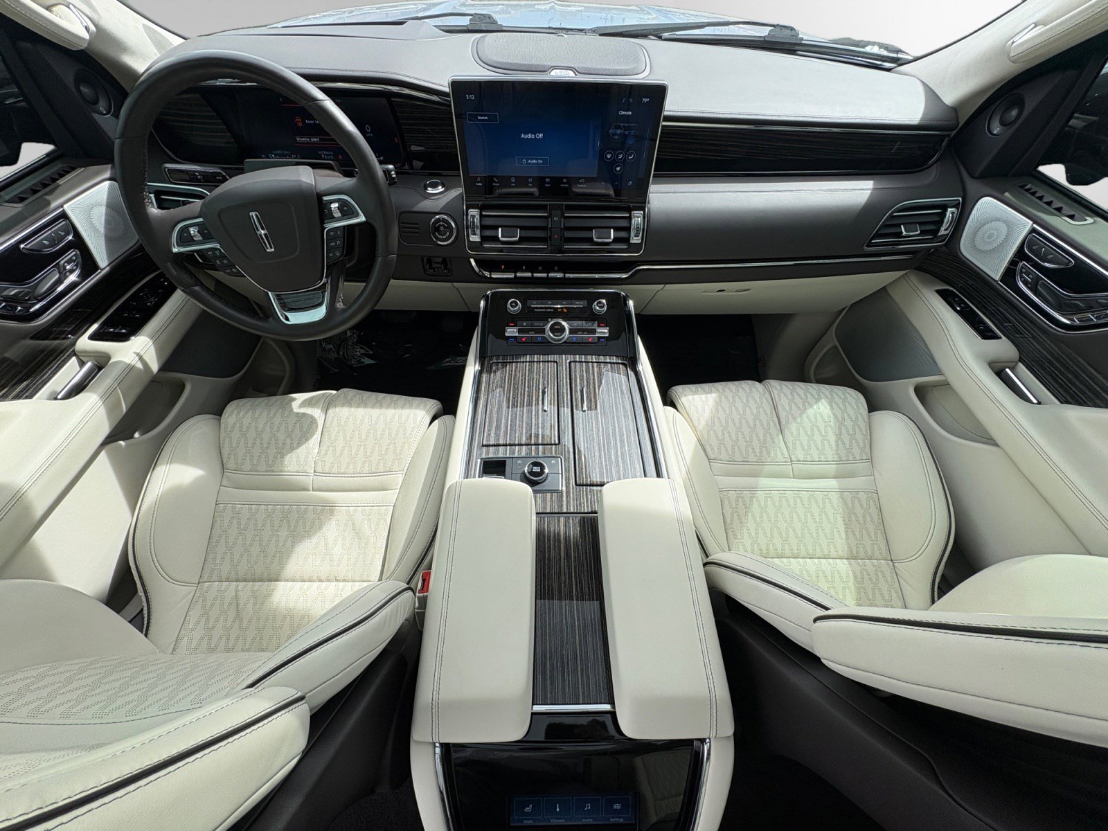 Used 2022 Lincoln Navigator Black Label image 10