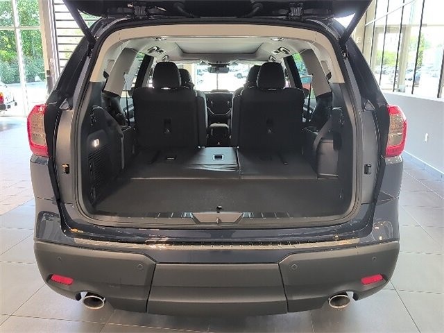 New 2025 Subaru Ascent Bronze Edition image 7