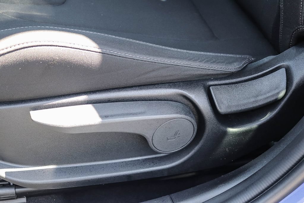 Used 2024 Hyundai Elantra SEL FWD image 21