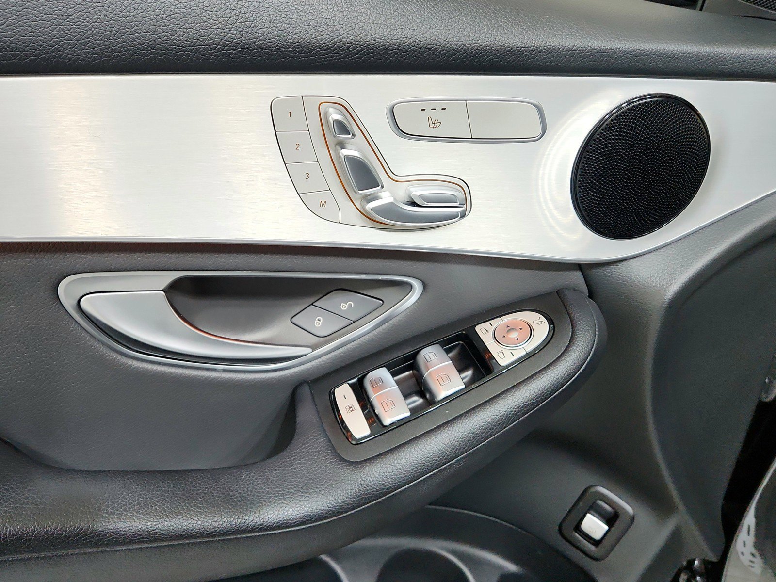 Certified 2022 Mercedes-Benz GLC 300 image 20