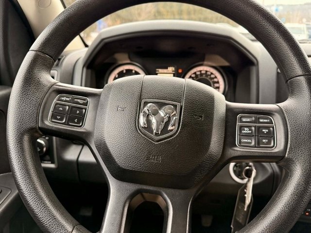 Used 2017 RAM 1500 Express image 21