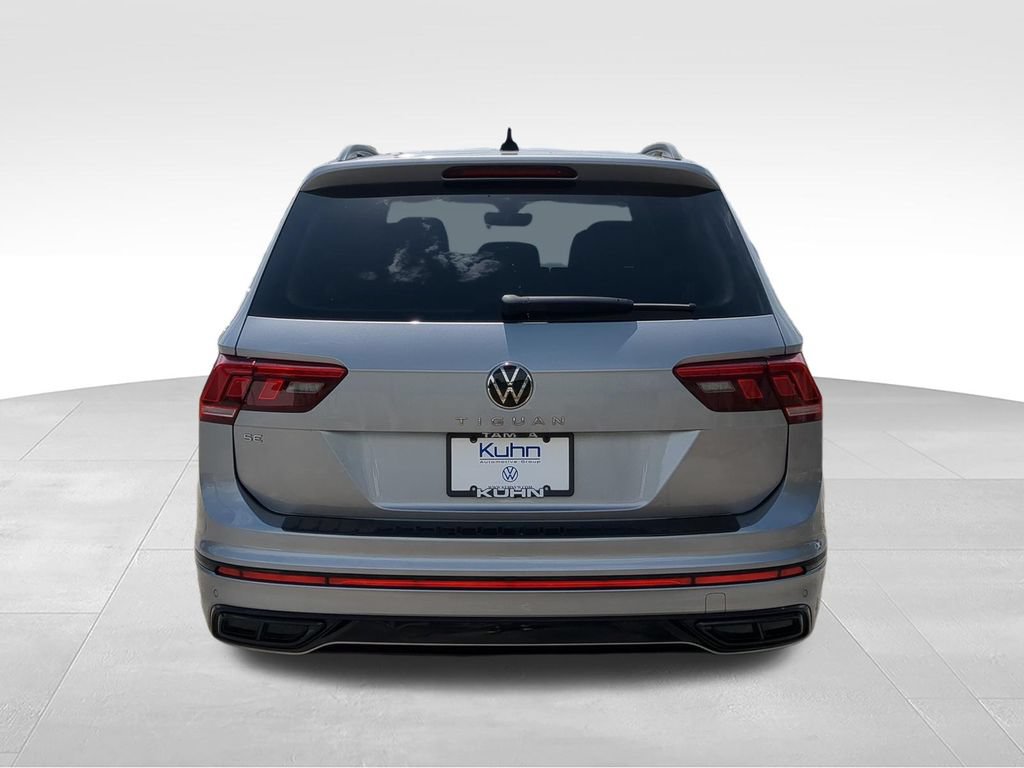 Certified 2023 Volkswagen Tiguan SE R-Line FWD image 5