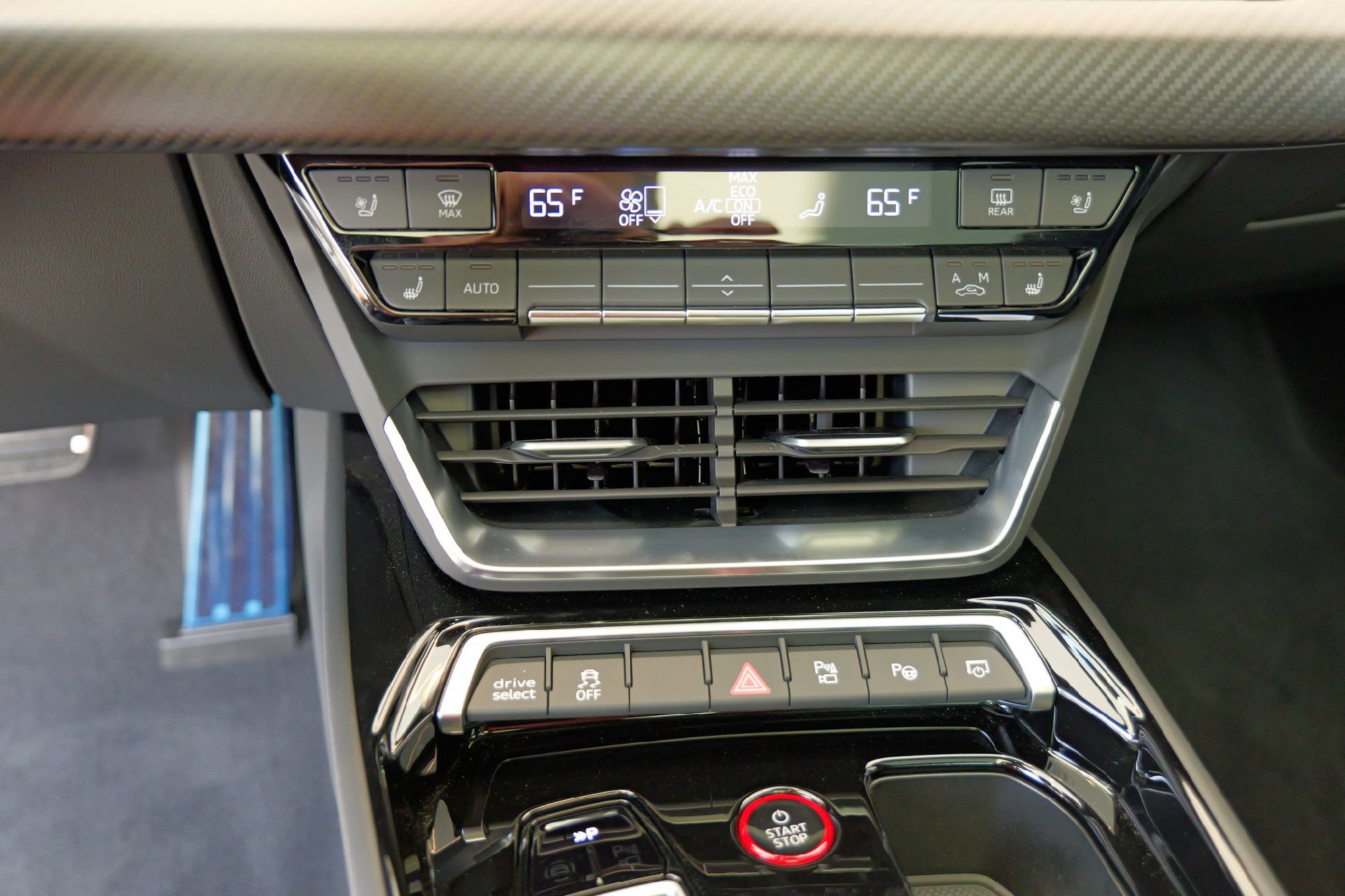 New 2026 Audi S e-tron GT Prestige image 17