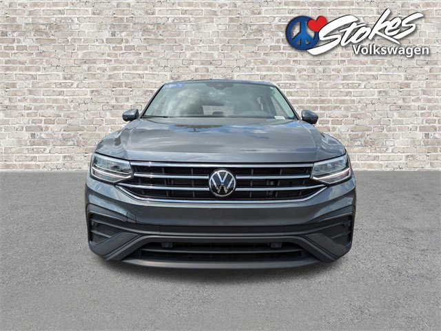 Certified 2024 Volkswagen Tiguan SE image 9