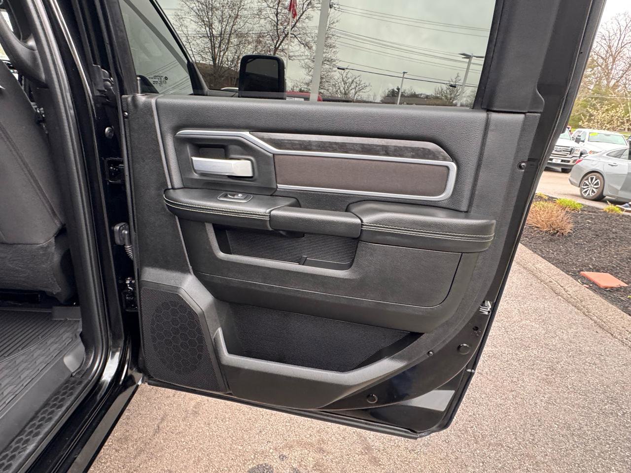 Used 2024 RAM 2500 Big Horn w/ Night Edition image 38