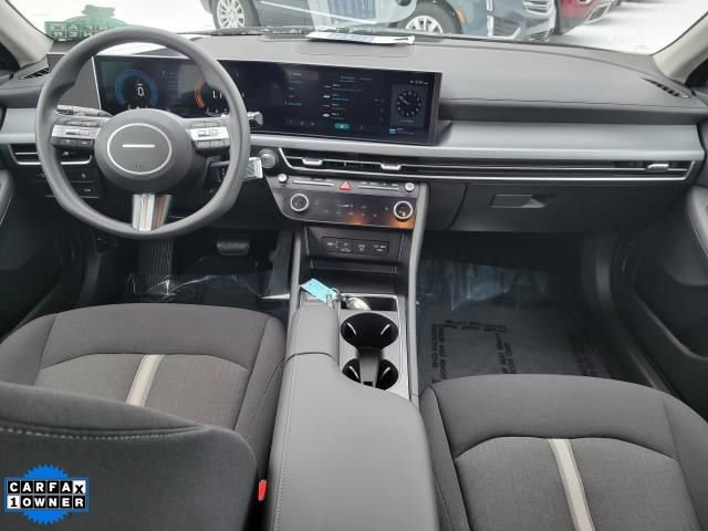 Used 2025 Hyundai Sonata SEL AWD/4WD image 10