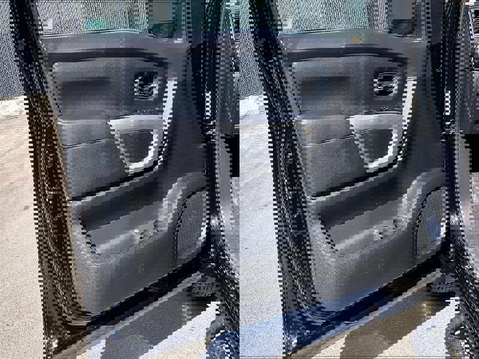 Certified 2023 Nissan Titan SV w/ SV Convenience Package image 8