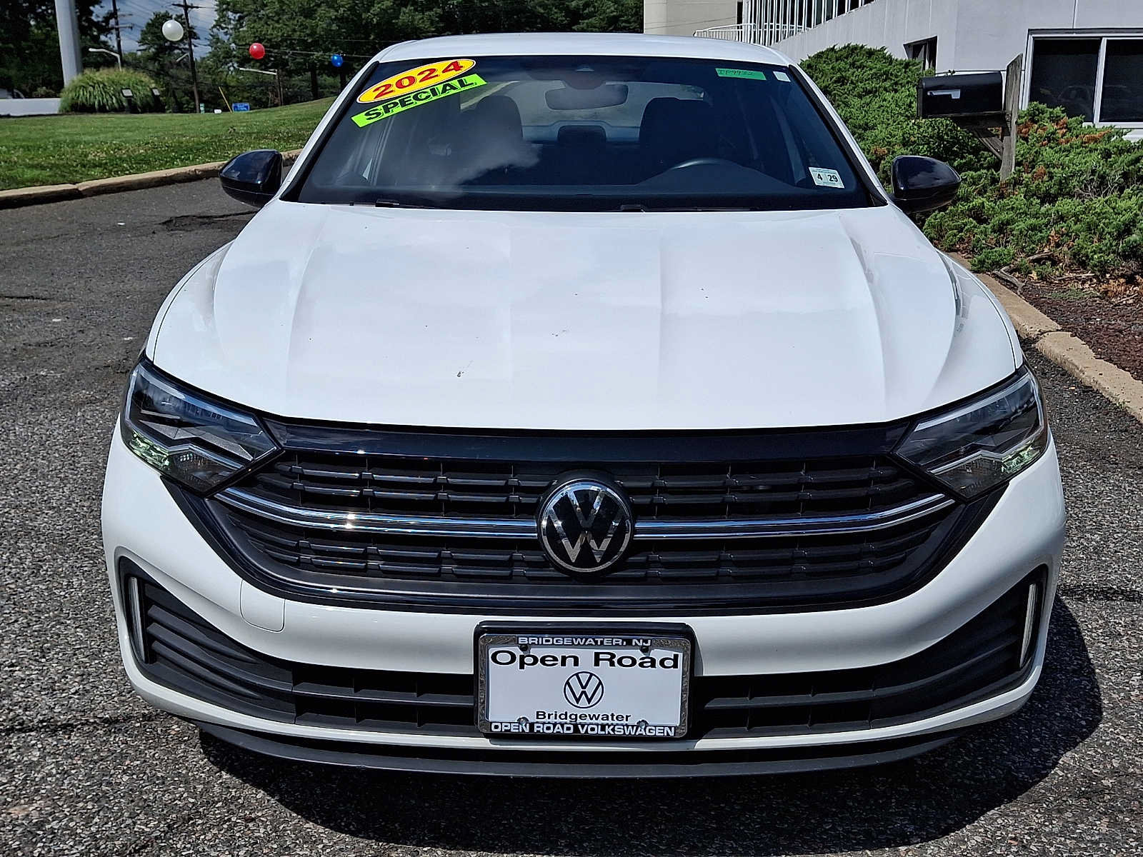 Certified 2024 Volkswagen Jetta Sport FWD image 2