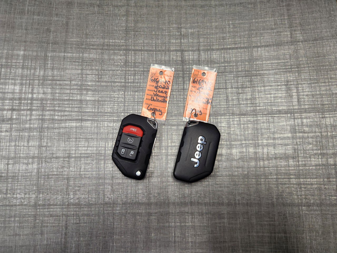 Used 2022 Jeep Wrangler Unlimited Sahara w/ Cold Weather Group image 25