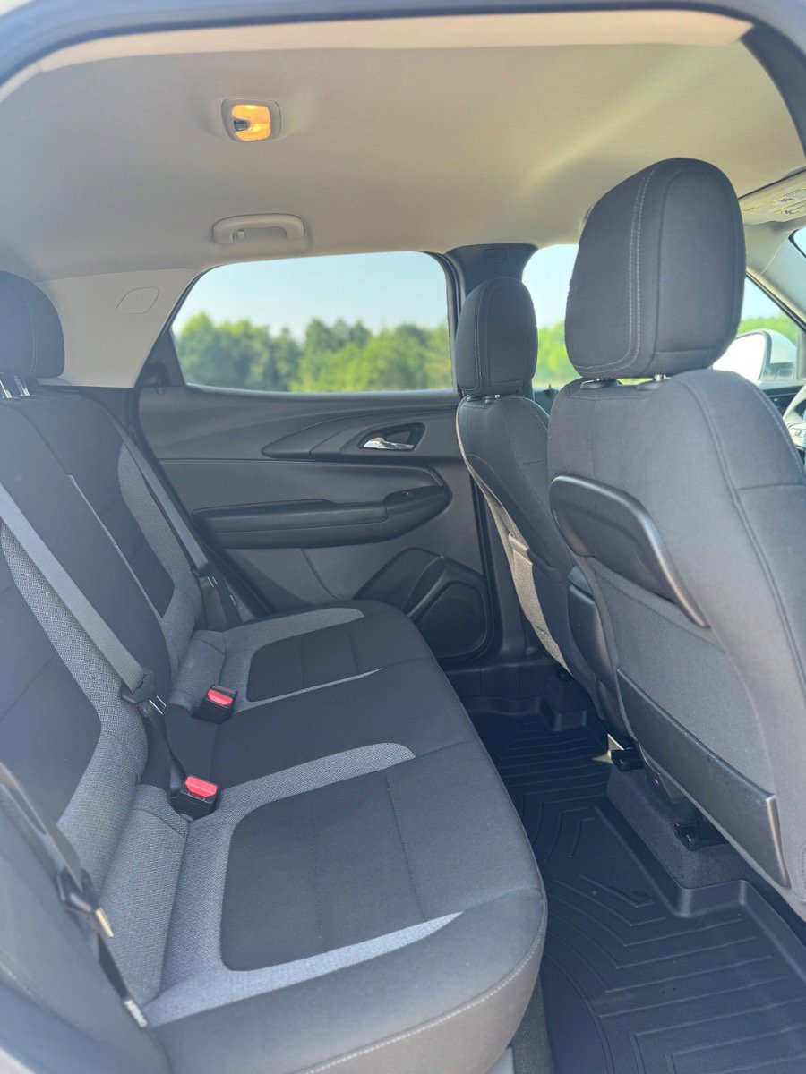 Used 2024 Chevrolet TrailBlazer LT w/ Driver Confidence Package image 25