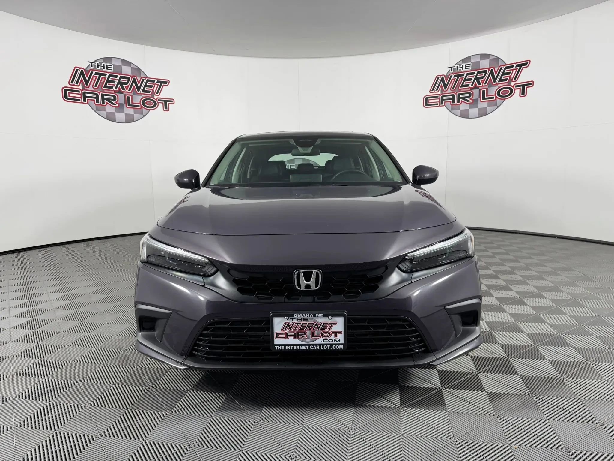 Used 2024 Honda Civic EX-L image 2