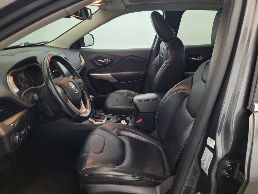 Used 2018 Jeep Cherokee Limited AWD/4WD image 17