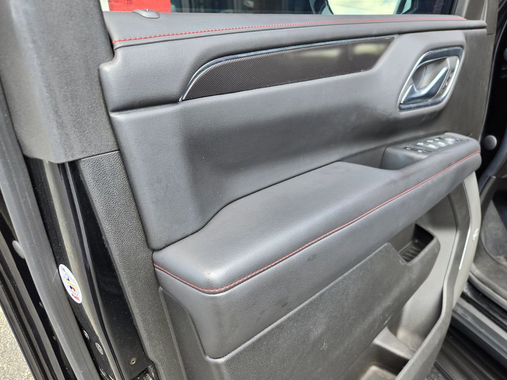 Used 2021 Chevrolet Tahoe RST w/ Luxury Package AWD/4WD image 20