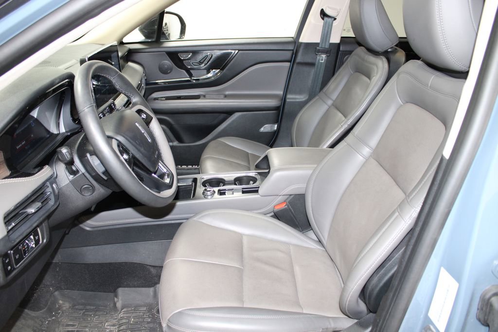 Used 2024 Lincoln Corsair Grand Touring w/ Equipment Group 301A image 18