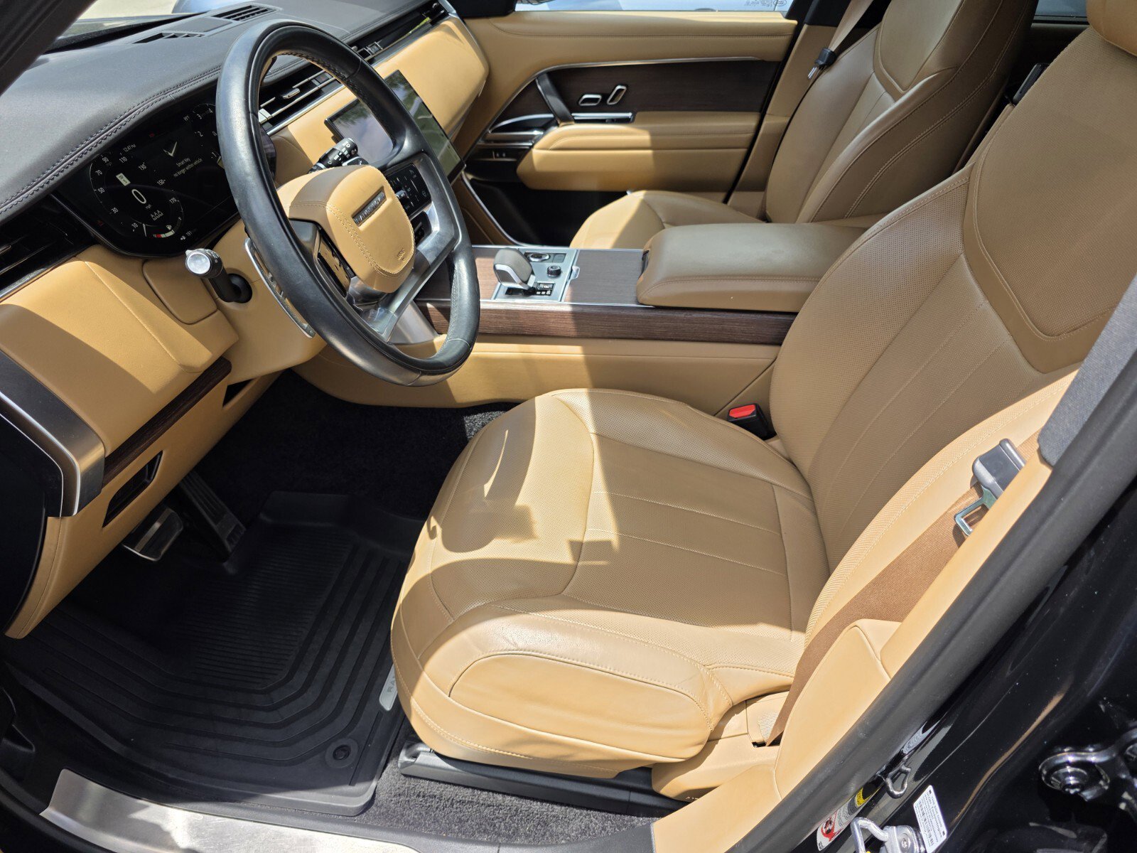 Certified 2023 Land Rover Range Rover SE AWD/4WD image 10