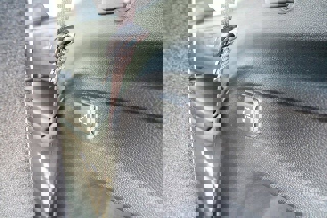 New 2025 Jeep Grand Cherokee L Limited w/ Luxury Tech Group II image 36