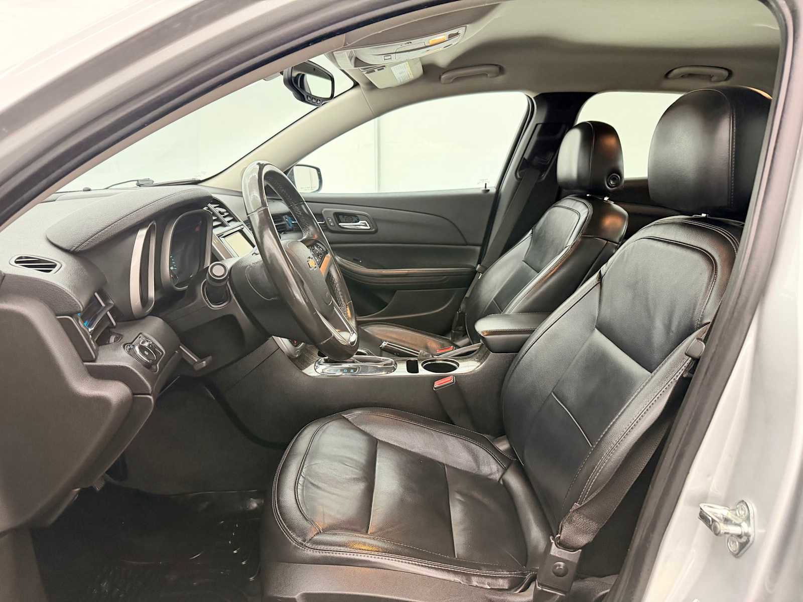 Used 2016 Chevrolet Malibu LTZ image 17