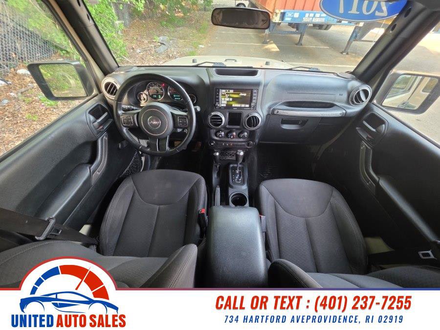 Used 2017 Jeep Wrangler Unlimited Sport AWD/4WD image 15