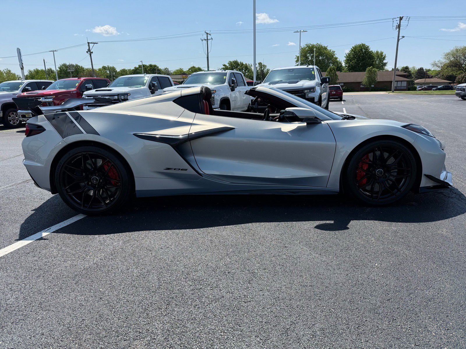 Used 2024 Chevrolet Corvette Z06 w/ Z07 Performance Package RWD image 12