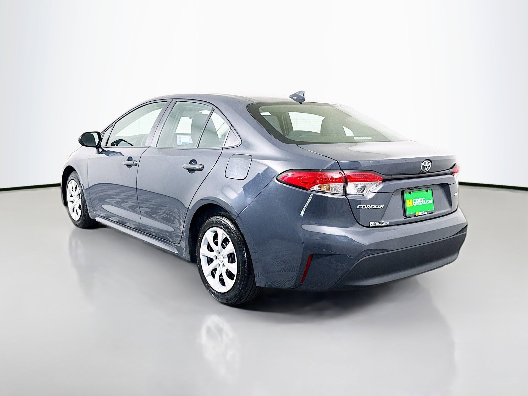 Used 2024 Toyota Corolla LE FWD image 7