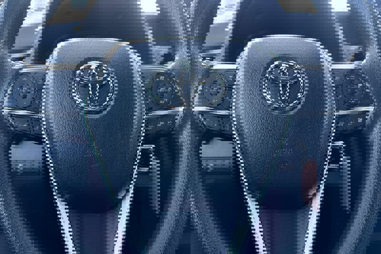 Used 2024 Toyota Camry LE AWD/4WD image 22