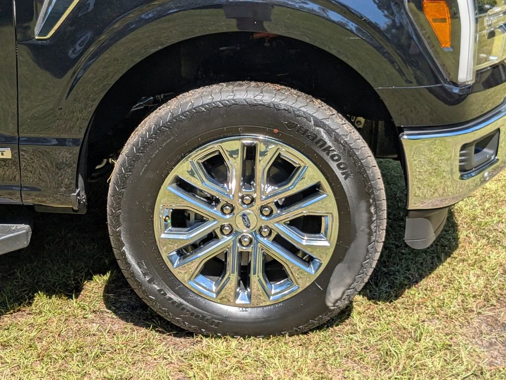 New 2025 Ford F150 Lariat w/ Equipment Group 502A High image 19