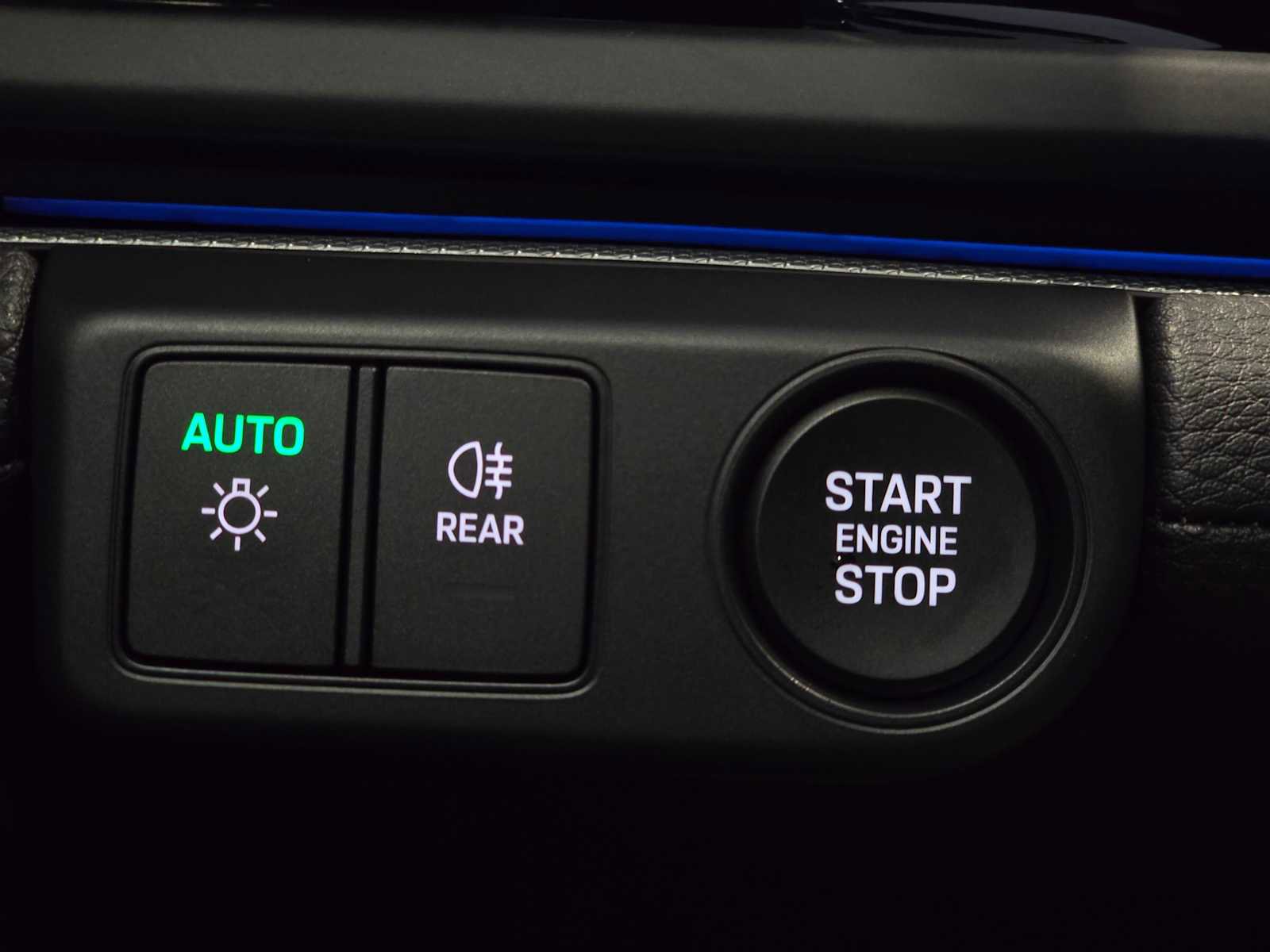 New 2025 Porsche Panamera 4 image 29